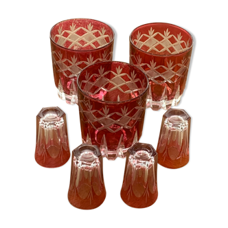 7 aperitif glasses in red and transparent glass chiseled vintage