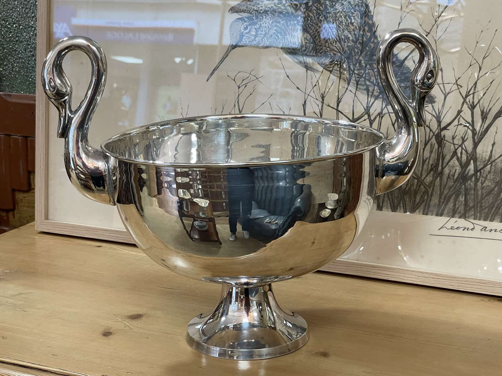 Champagne bucket in silver metal