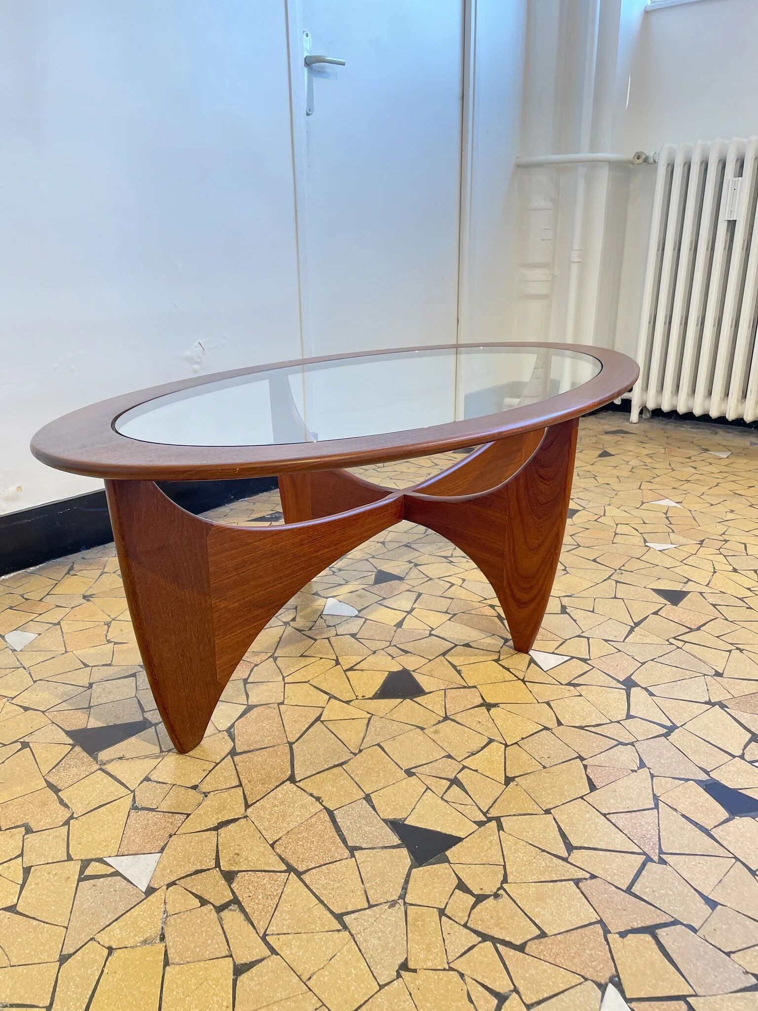 Astro oval coffee table  Victor Wilkins