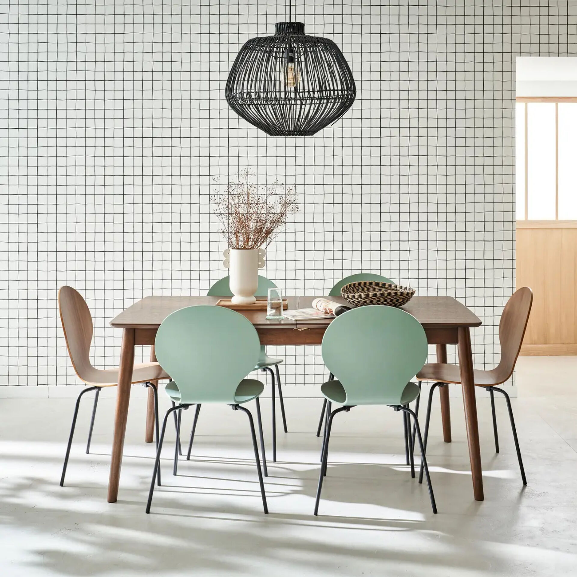 Table à manger extensible effet noyer – 160 cm à 210 cm – Comme neuve