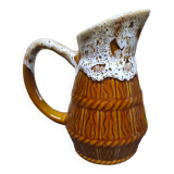 Sandstone pitcher