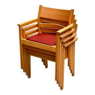 4 stackable chairs designed by Hans Wegner