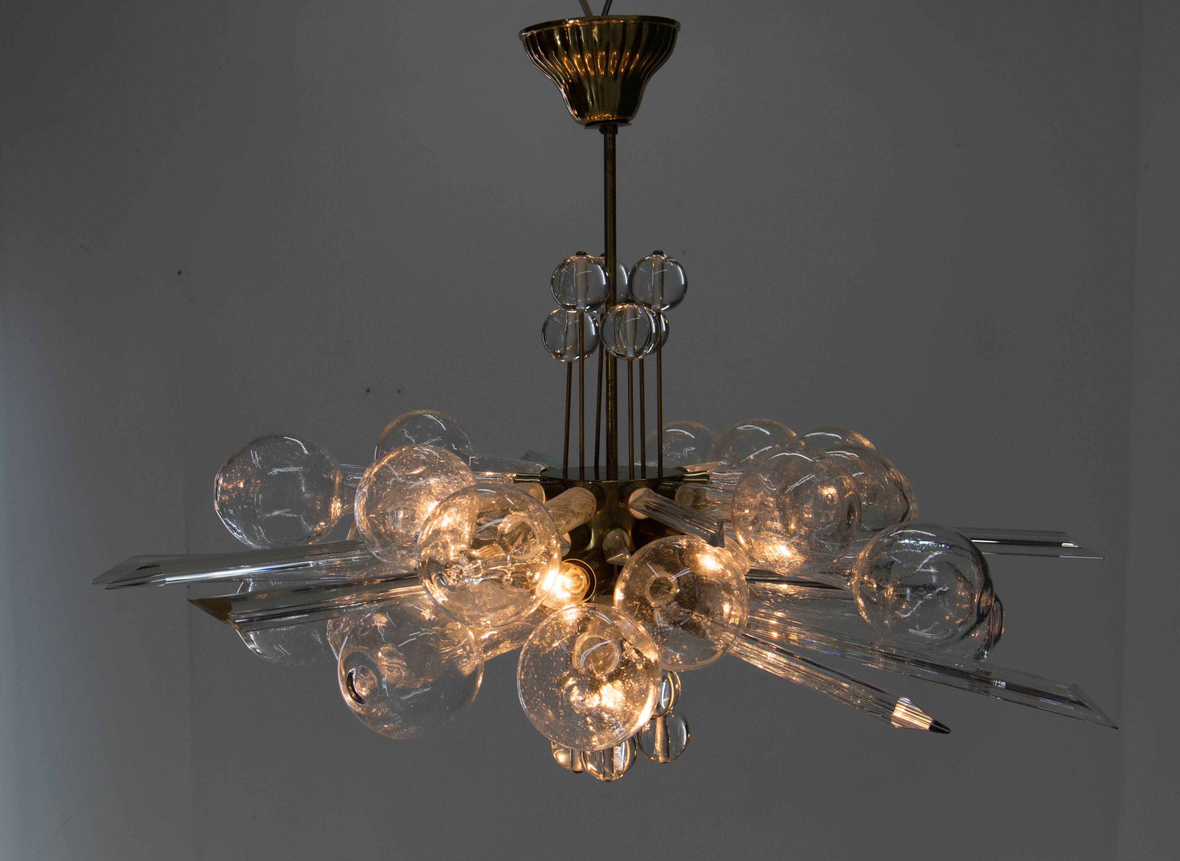 Extraordinary Art and Design Chandelier by Rene Roubicek, 1960s