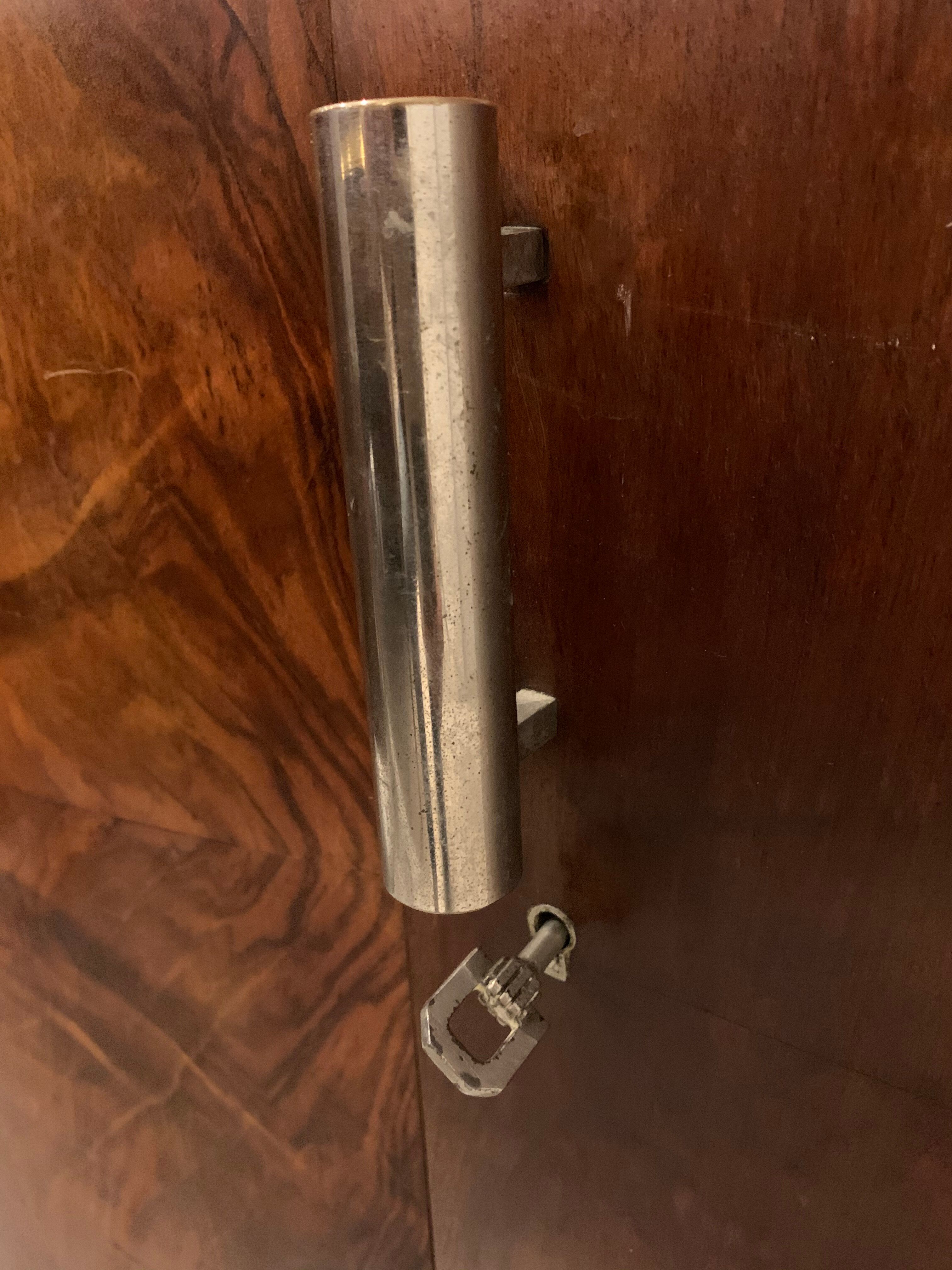 Art Deco buffet in walnut veneer