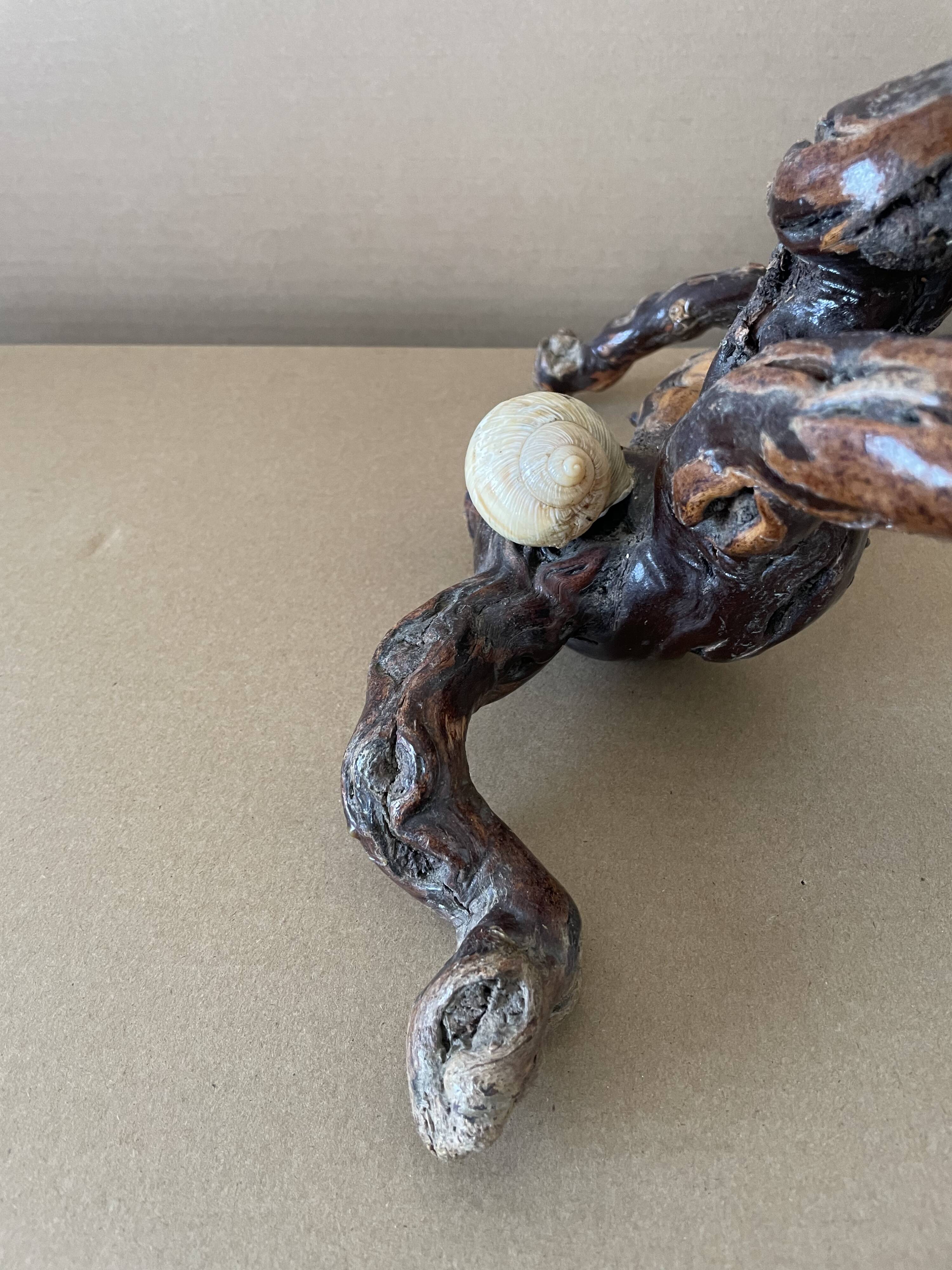Vine table lamp