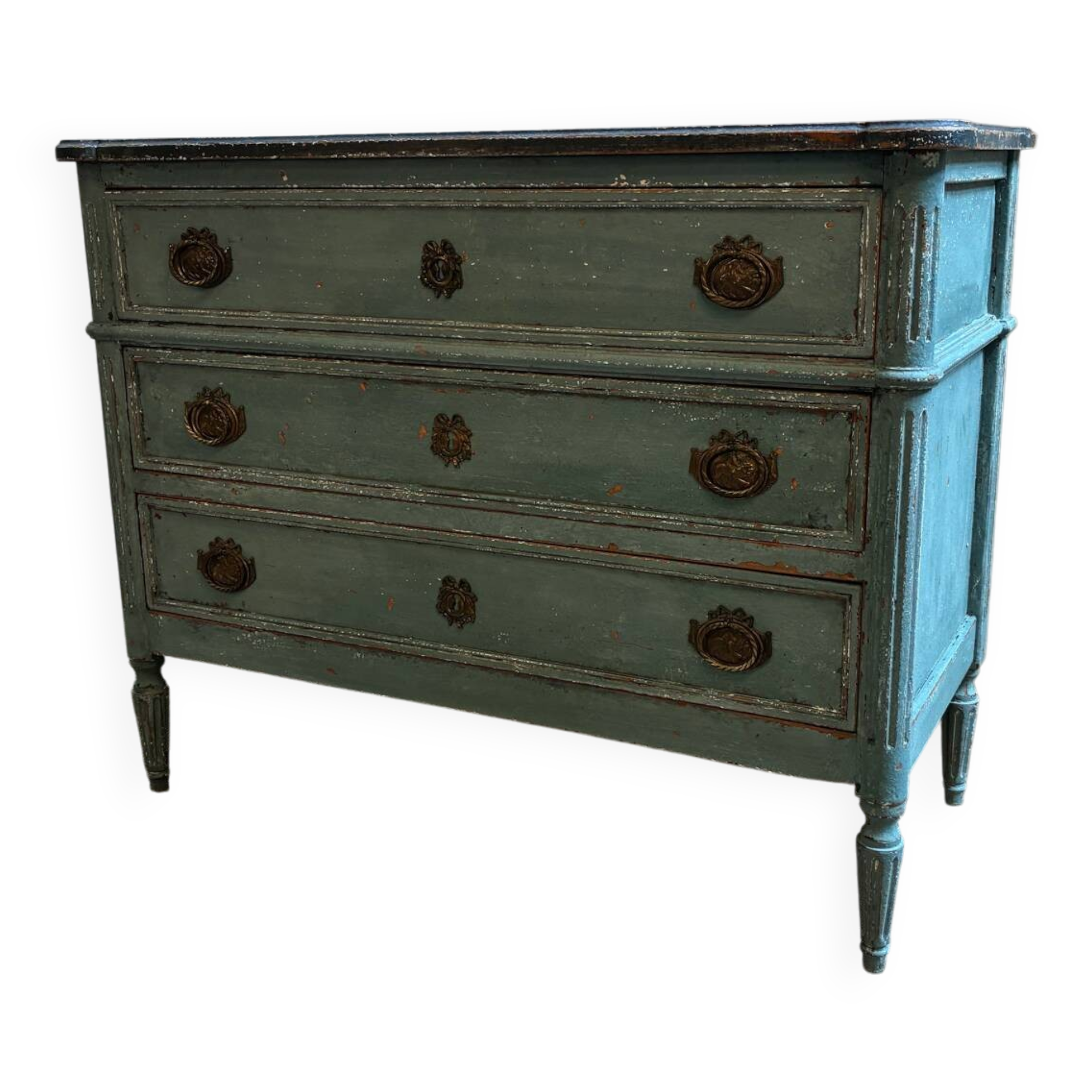 Old blue chest of drawers