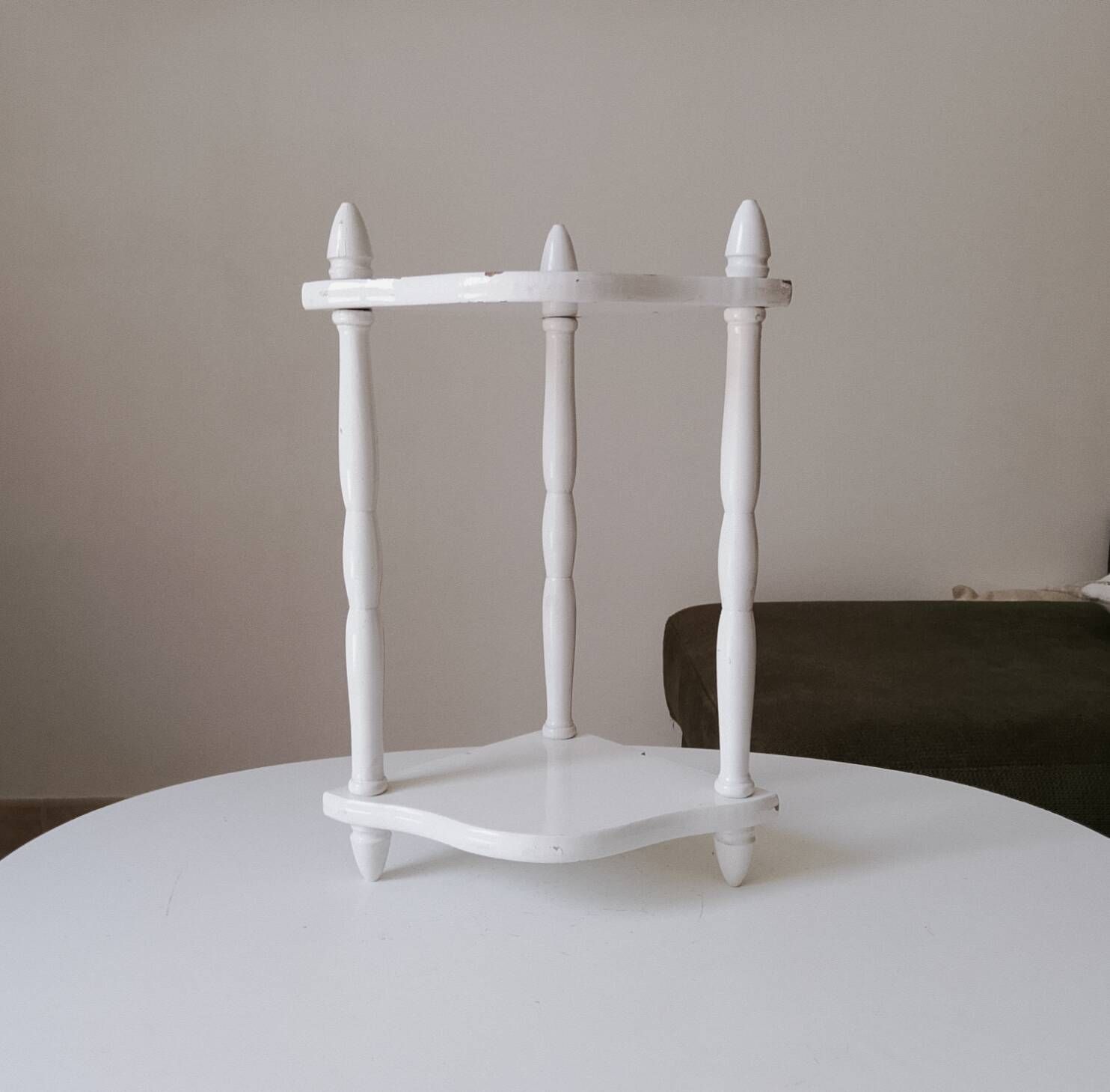 Vintage shabby chic/country wall corner shelf