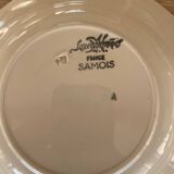 Set of 4 mismatched soup plates