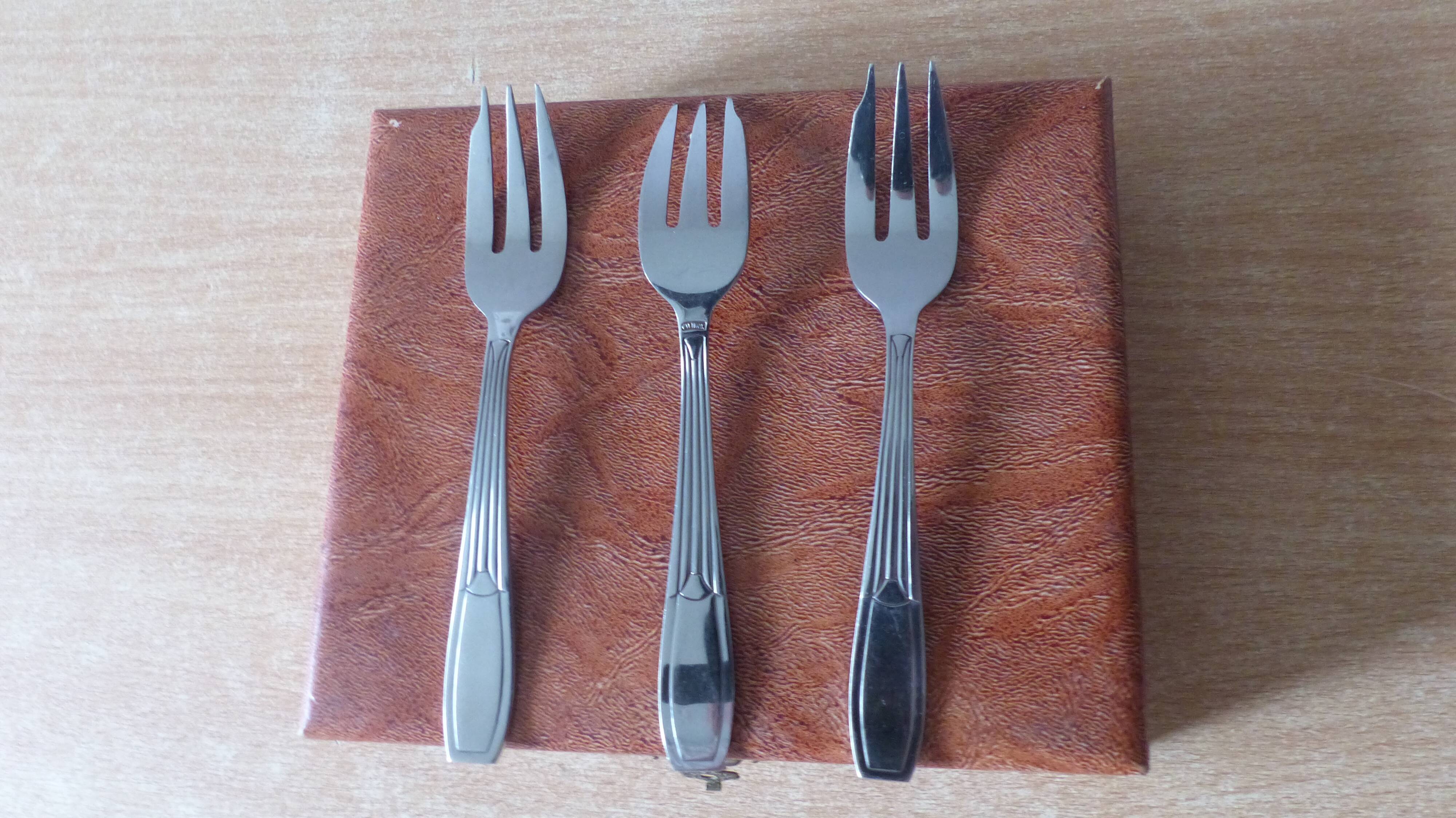 dessert fork set of 12 forks