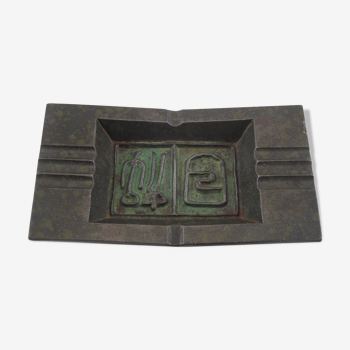 Contemporary ashtray in bronze patinated green motifs ethnic arts