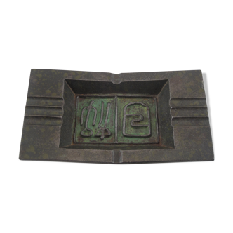 Contemporary ashtray in bronze patinated green motifs ethnic arts