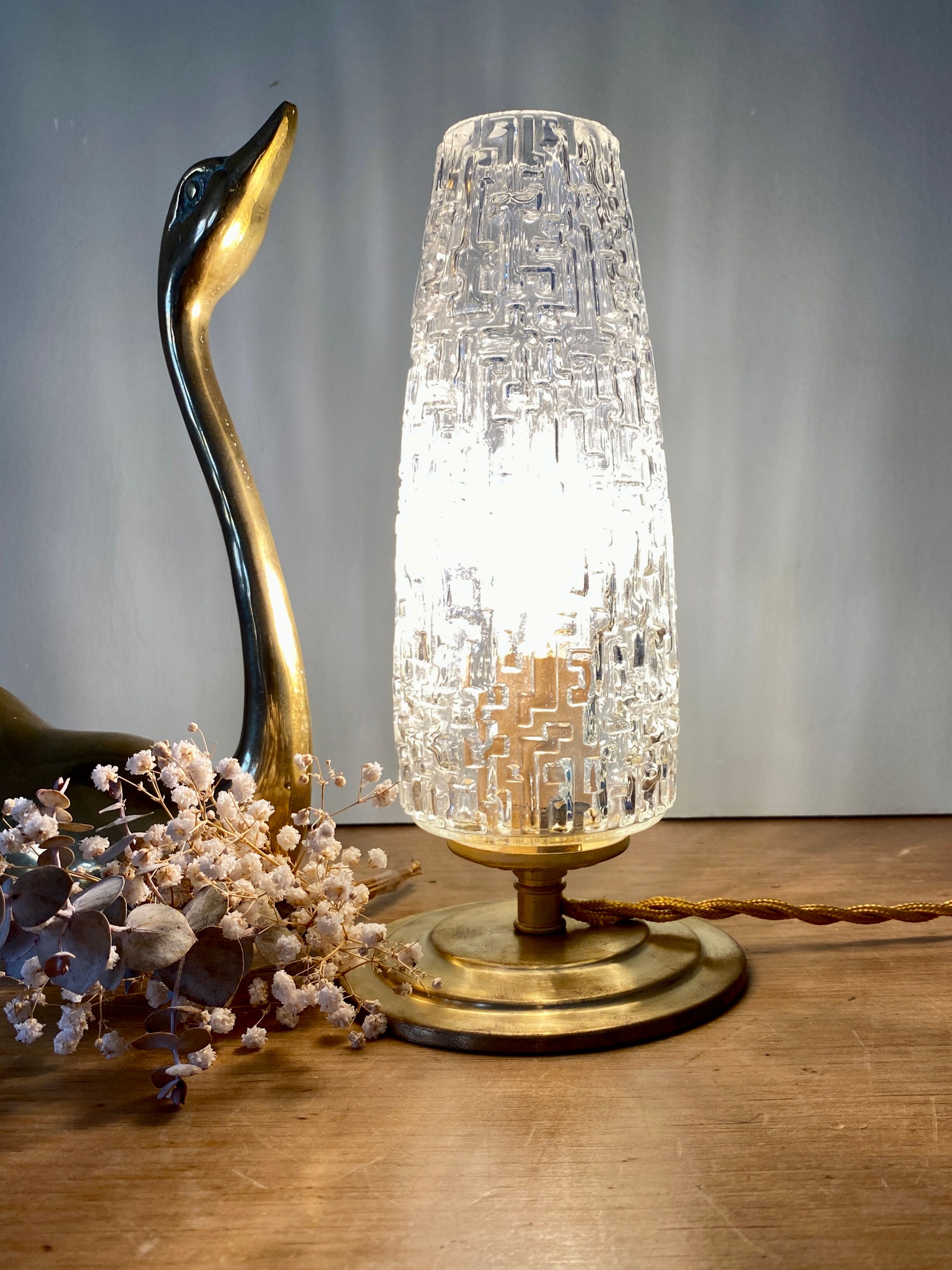 Vintage tulip table lamp in glass