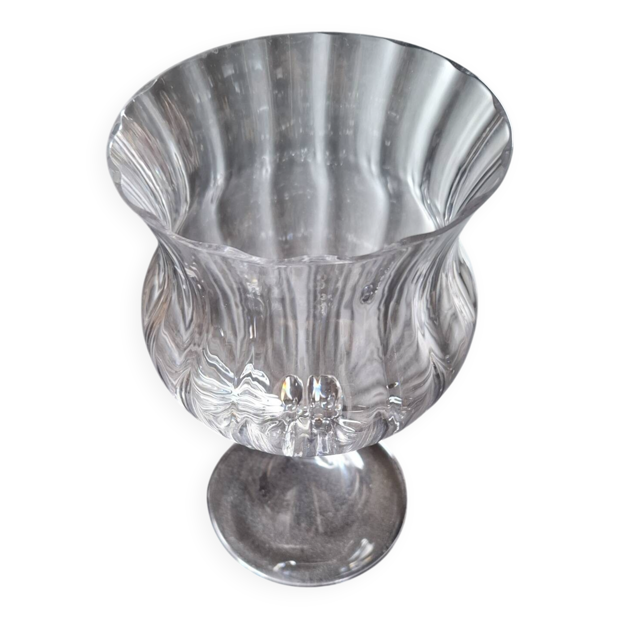 Crystal coupe signed by Daum