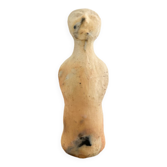 Sejnane terracotta statue