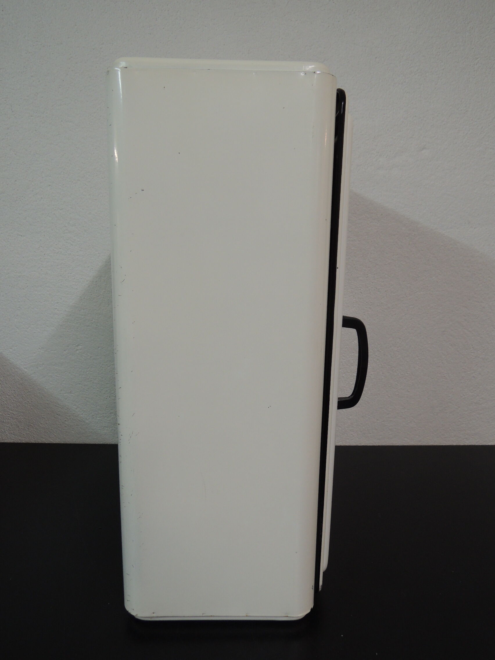 Medicine cabinet