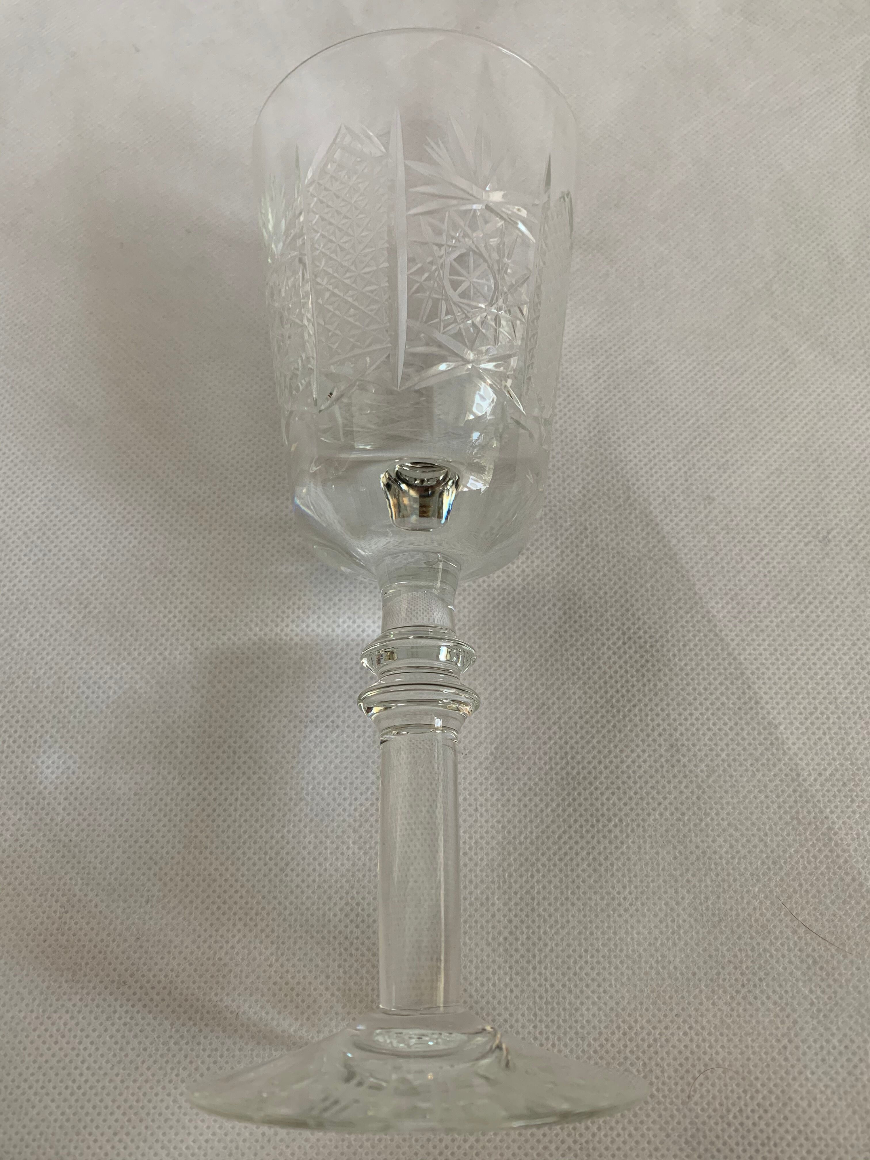 3 Verres en cristal sur pied pour vin blanc