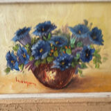 Duo of small flower bouquet paintings