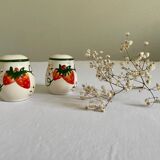 Salière et poivrière en céramique fraise vintage