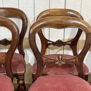 Suite de 8 chaises anglaises en acajou de style Victorien