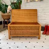Rattan chest bench for children