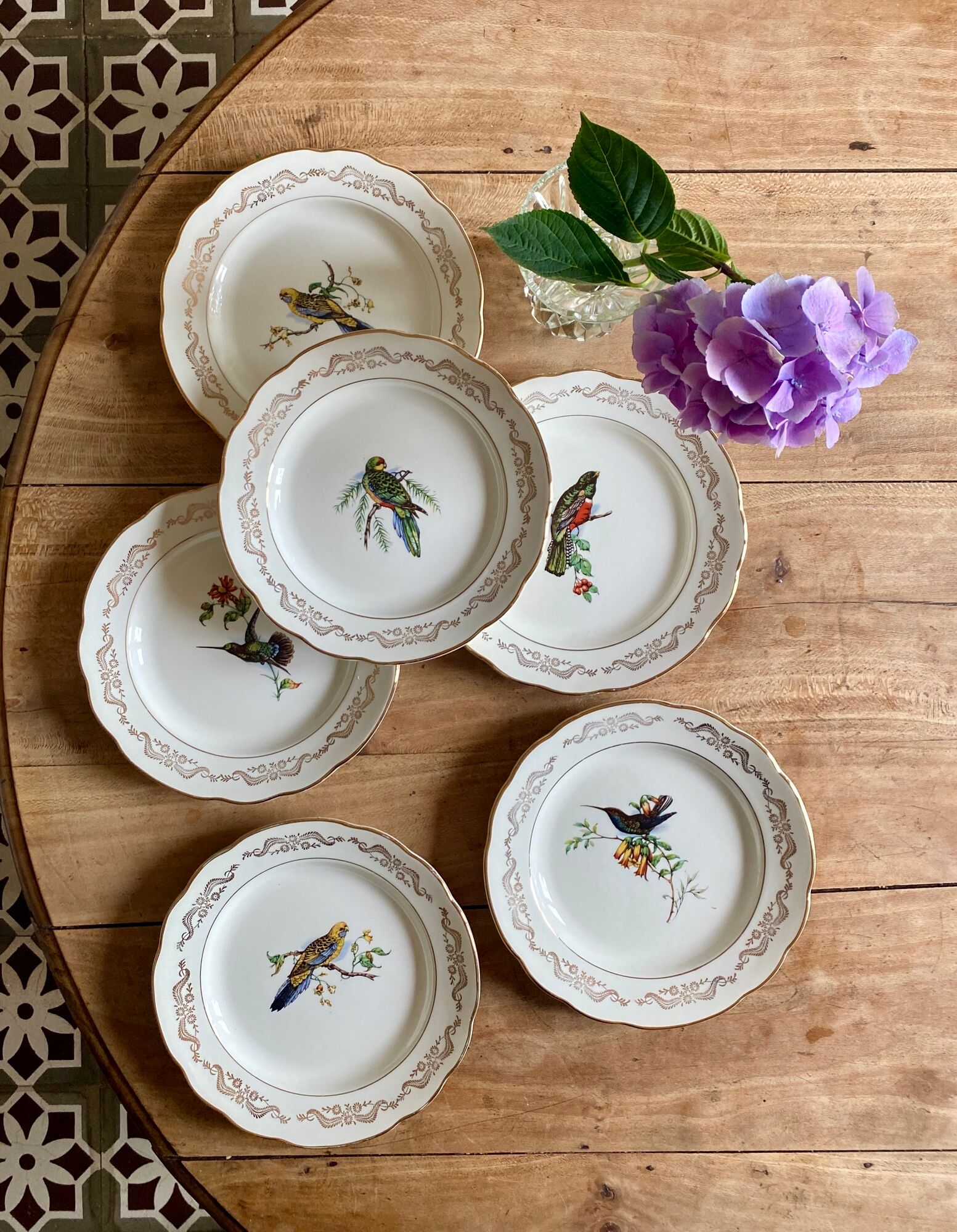 Set of 6 vintage flat plates, model Moineaux de Paris de Gien