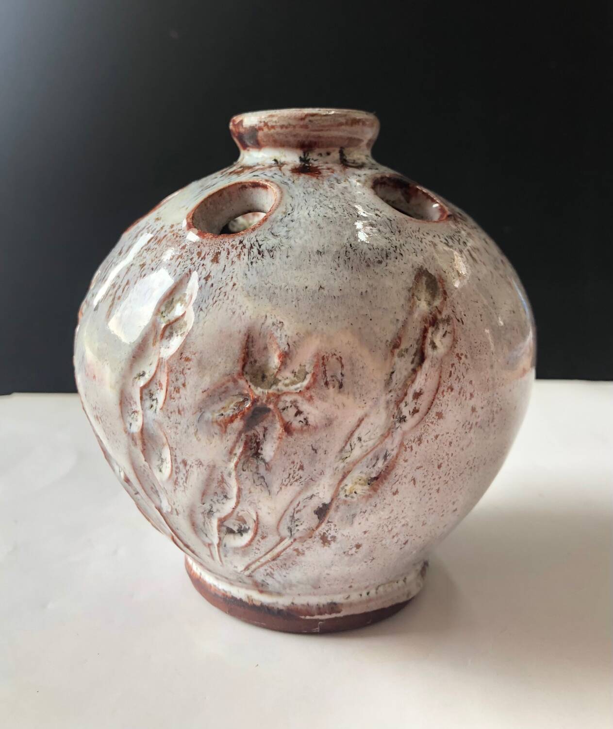 Vase pique fleur Vallauris