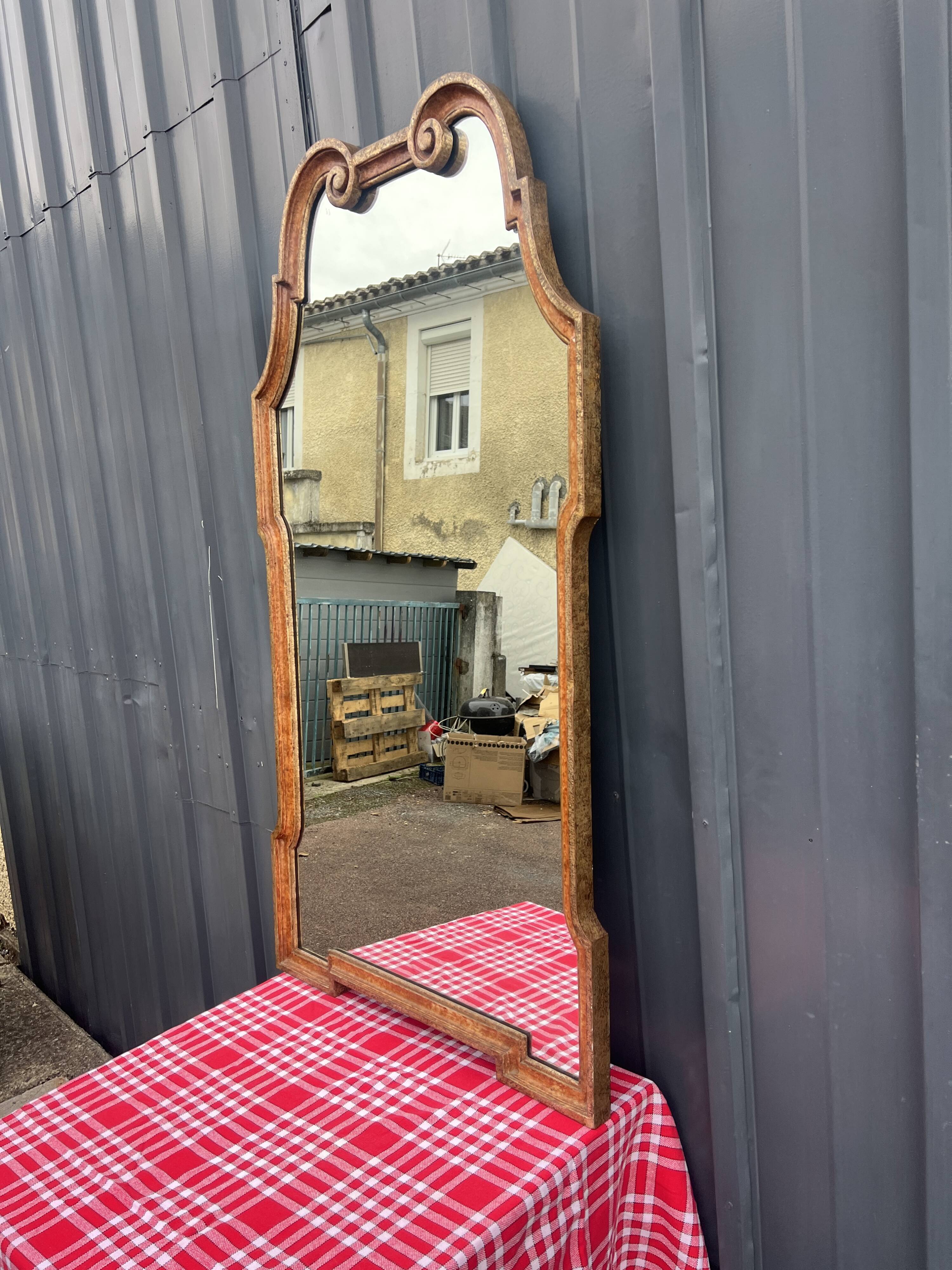 Wooden and stucco mirror, Dutch style