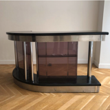 Low vintage design bar with interior storage