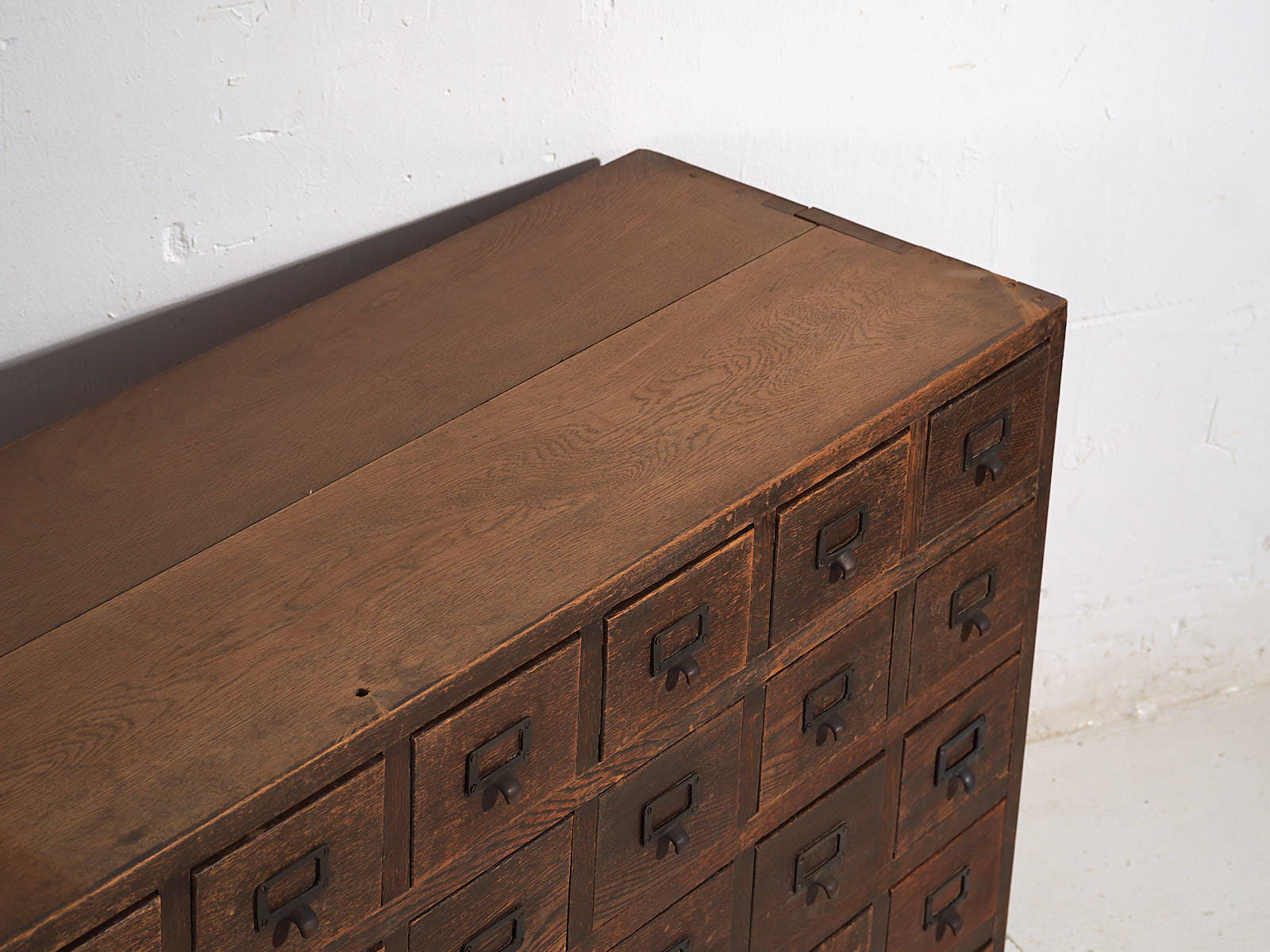 Pharmacy buffet Japanese medicine cabinet – Taishō / Shōwa period (c.1920-1945) #95