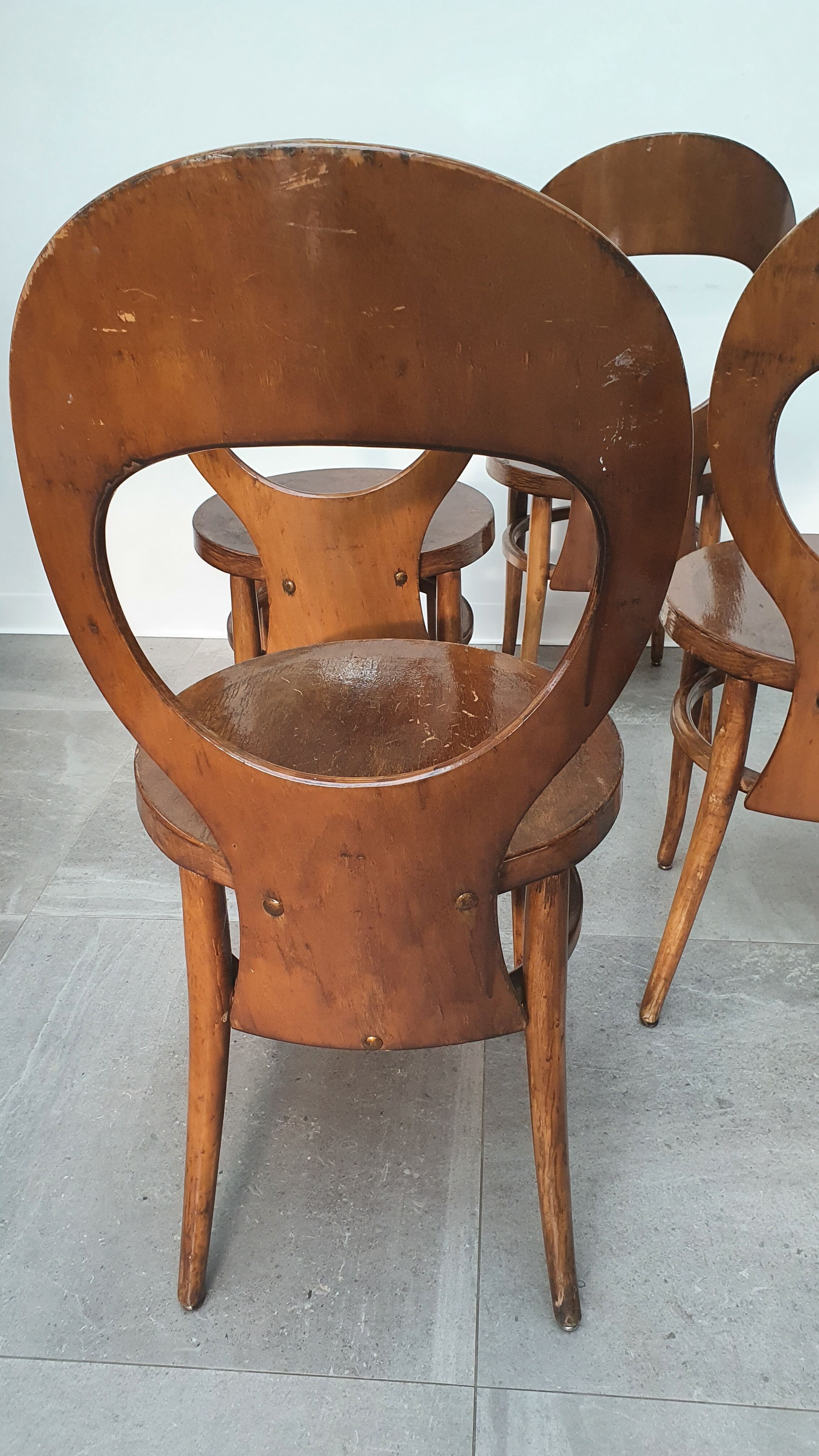 Ensemble table de ferme et 6 chaises Mouettes de Baumann