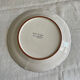 Flat flowery plate