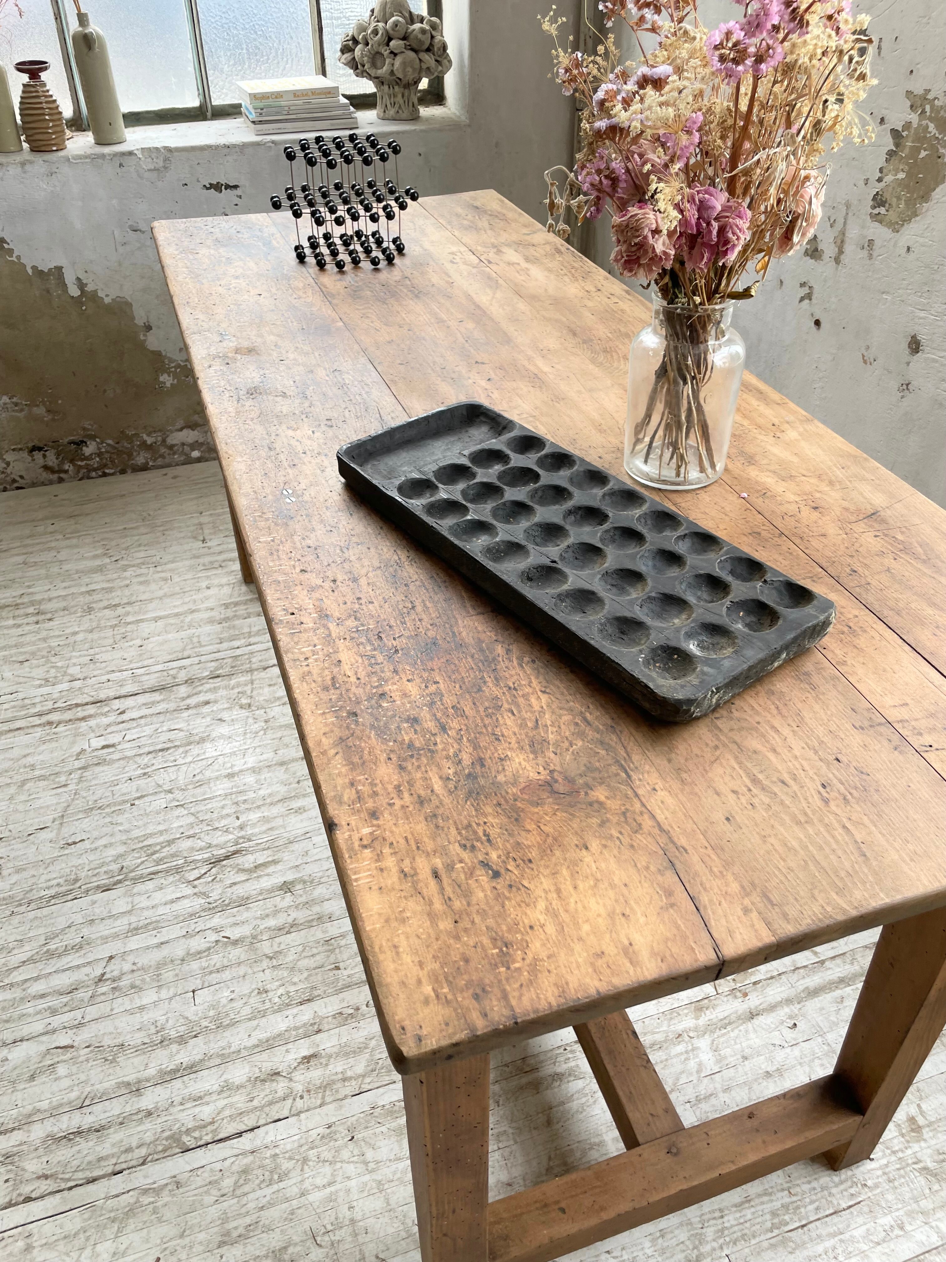 Oak island farmhouse table 2m