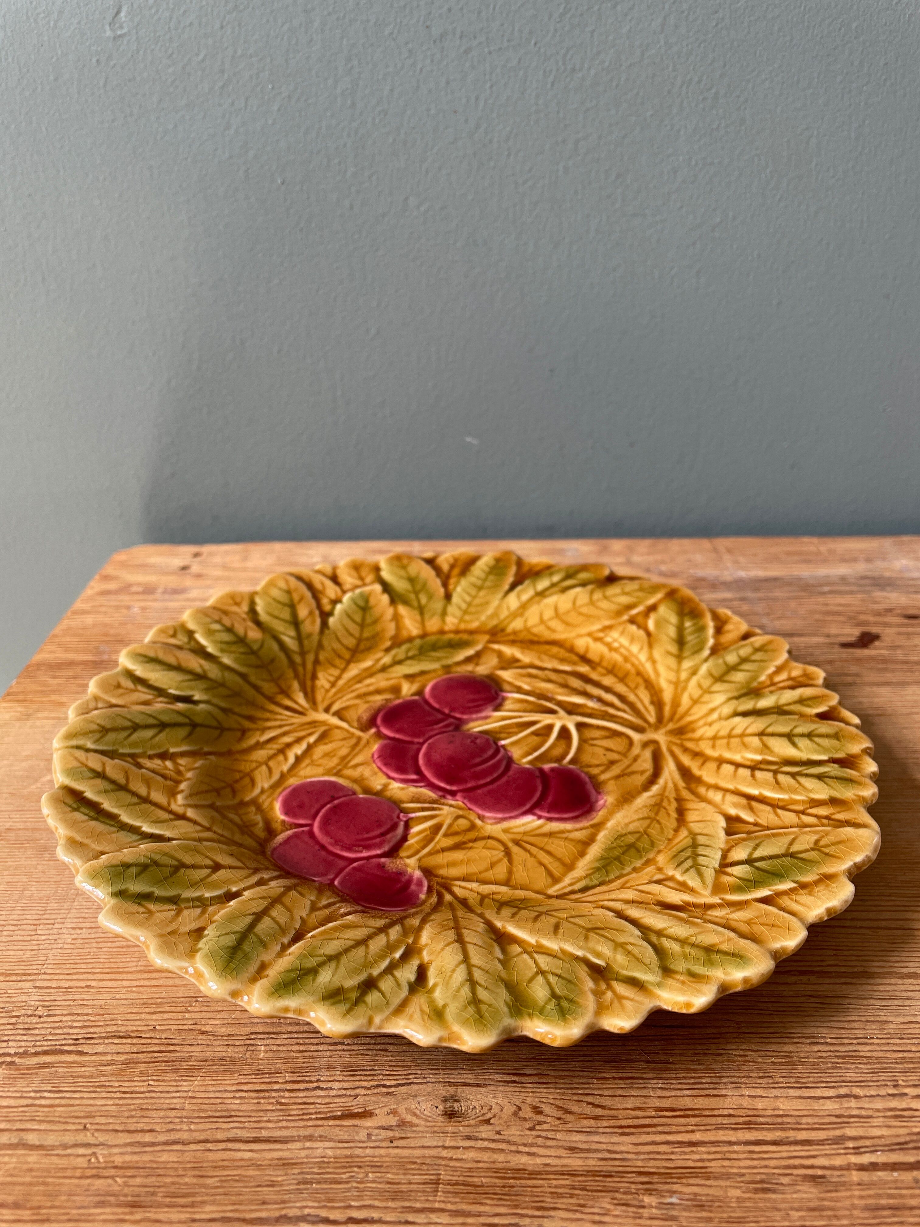 2 fruit plates, slurries, Sarreguemines France