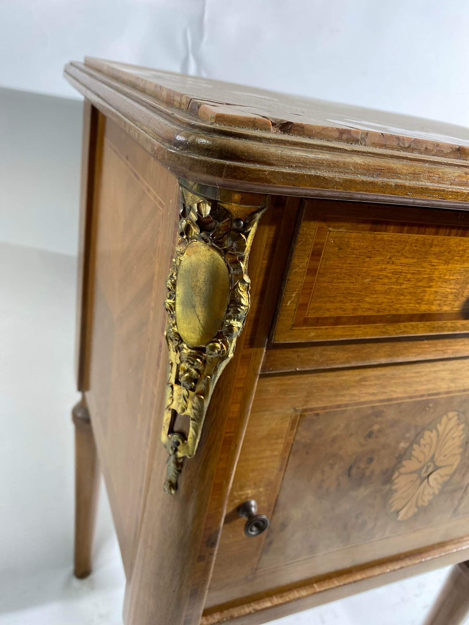 Bedside Louis XV style