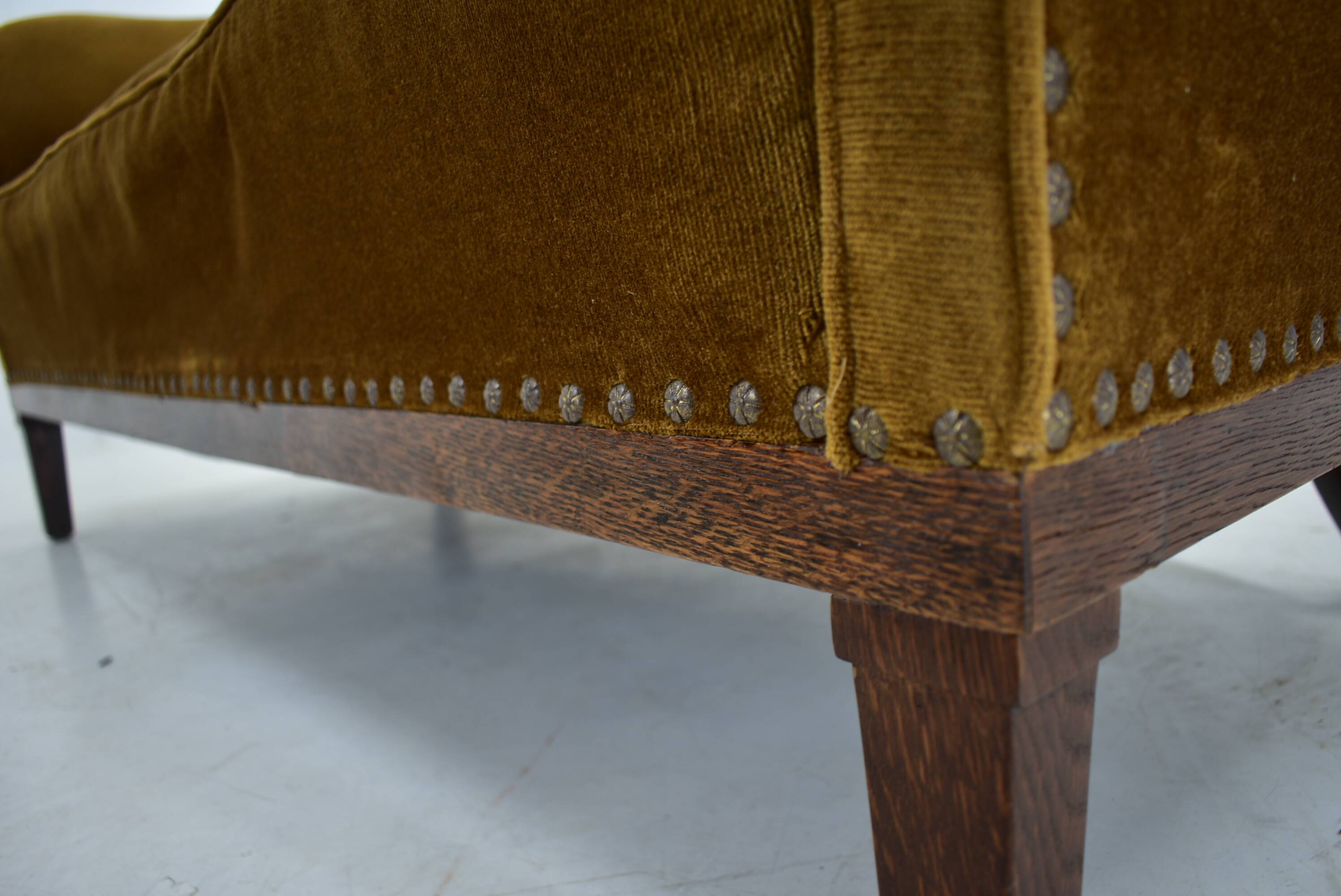 1930s Art Deco sofa, Czechoslovakia