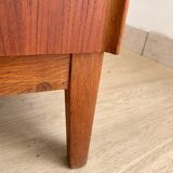 Danish 8-drawer chest of drawers in teak