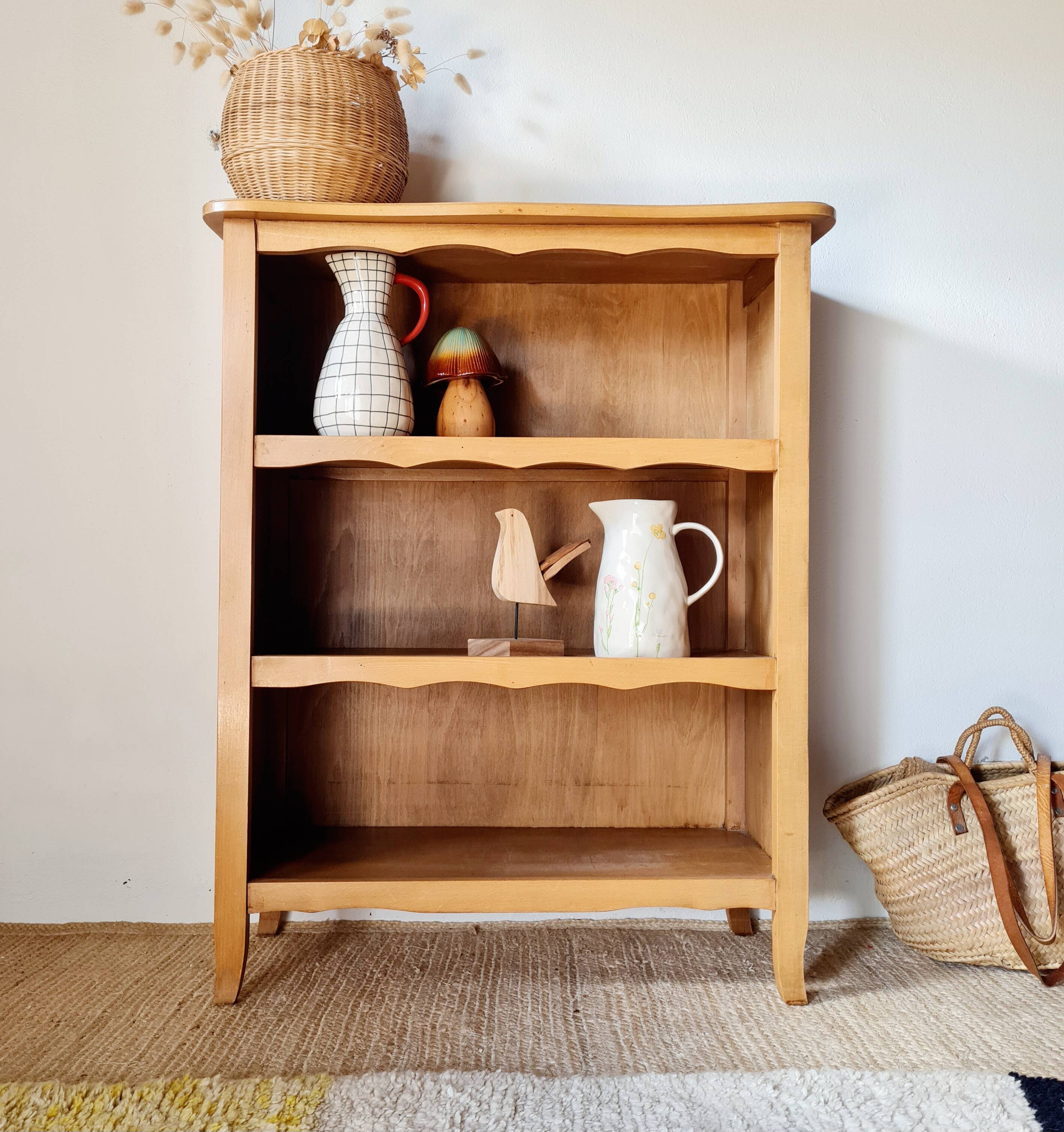 Honey-coloured antique wooden bookcase - antique library