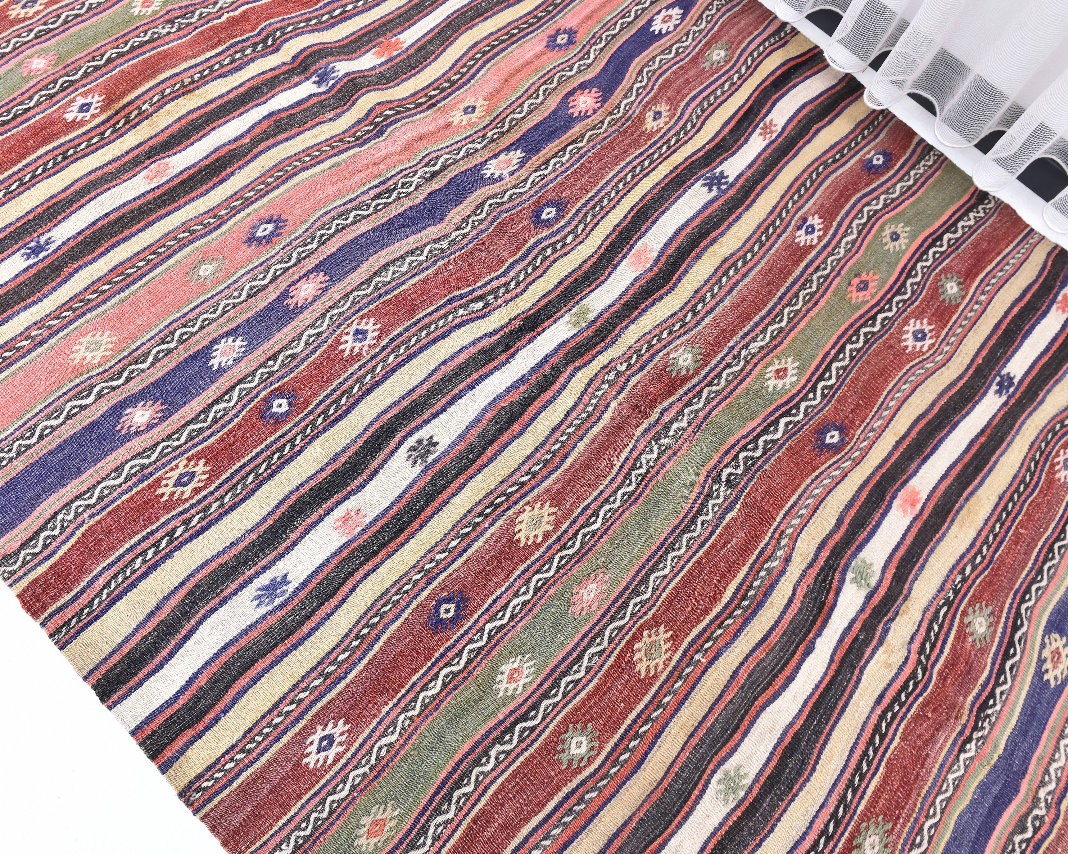 5x11 Red Blue Vintage Kilim Rug 149x326Cm