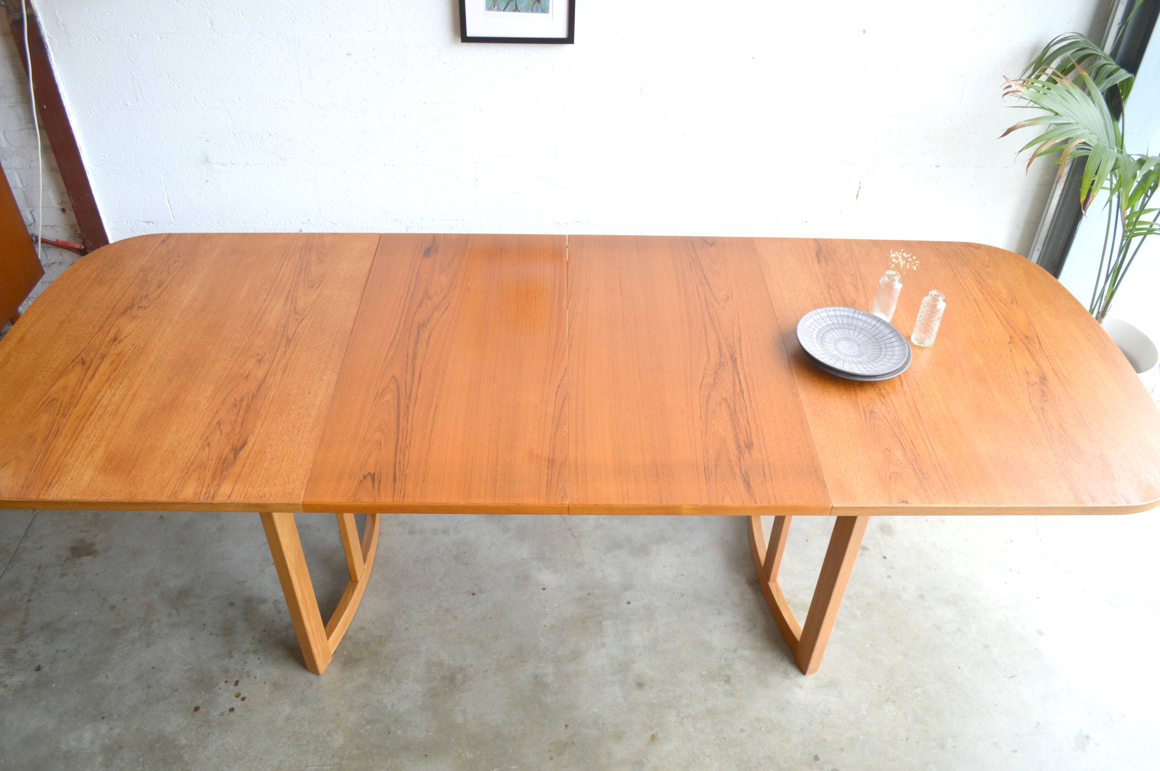 Danish table with 2 extensions, 165cm