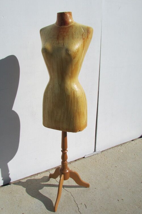 Seamstress woman bust