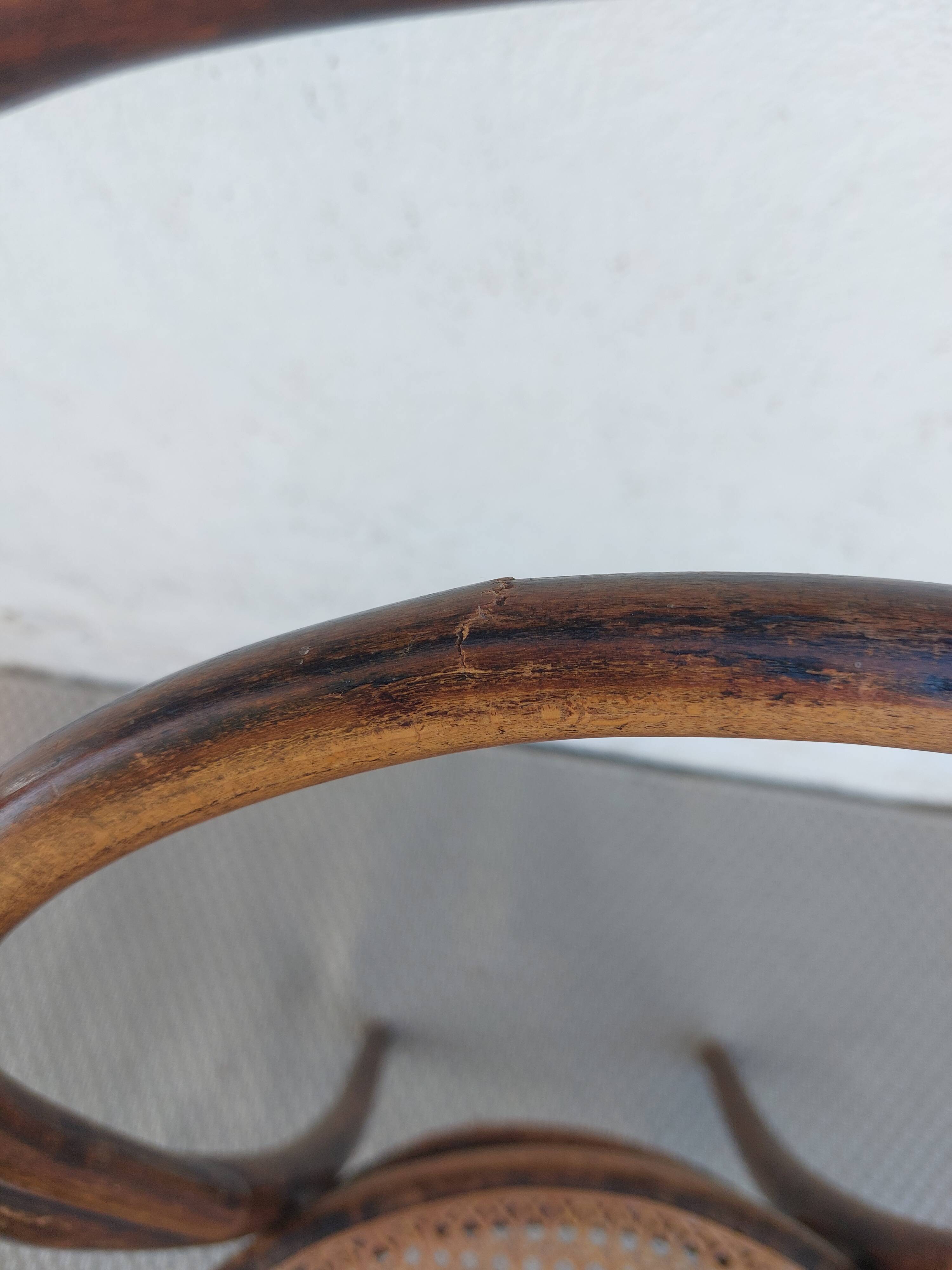 Fauteuil canné et bois courbé style Thonet Fischel, années 30