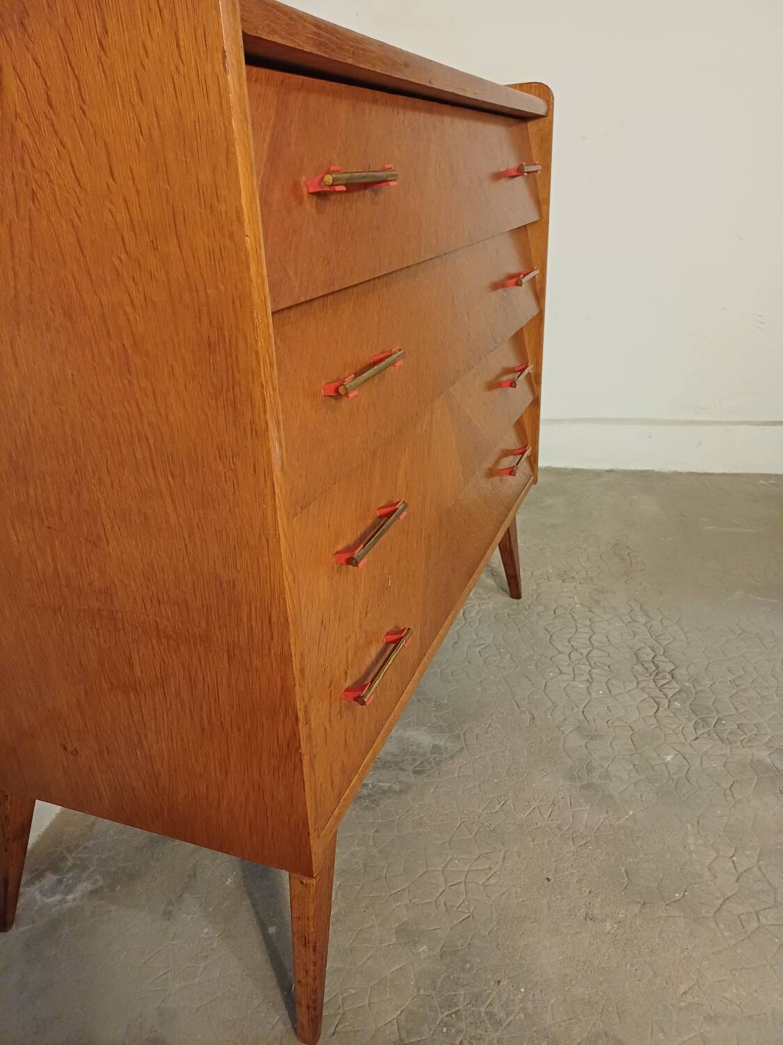 Vintage chest of drawers