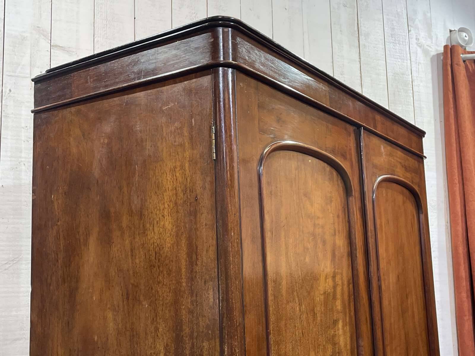 Armoire dressing Victorienne 19ème en acajou.