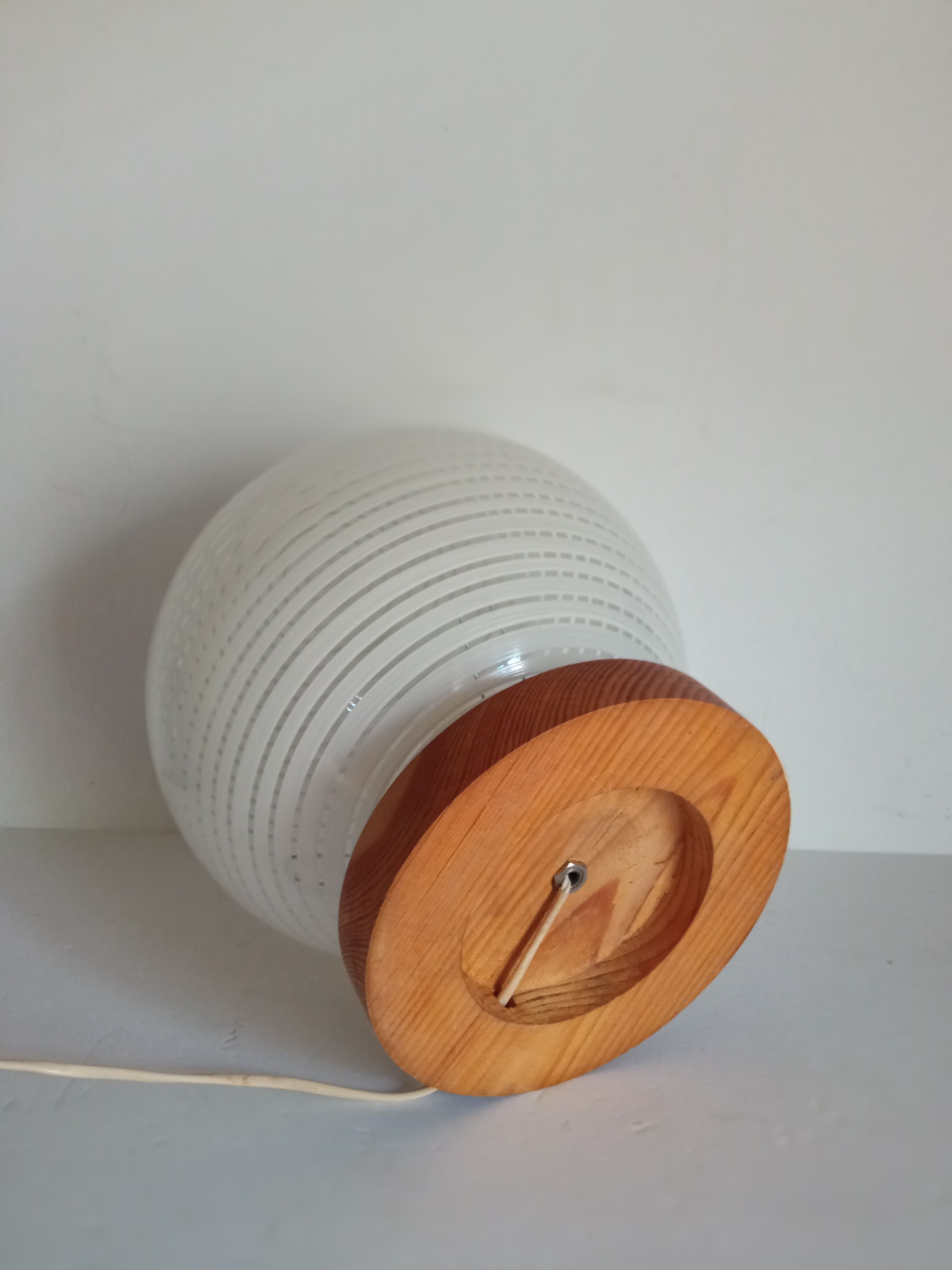 Bedside lamp wood and opaline