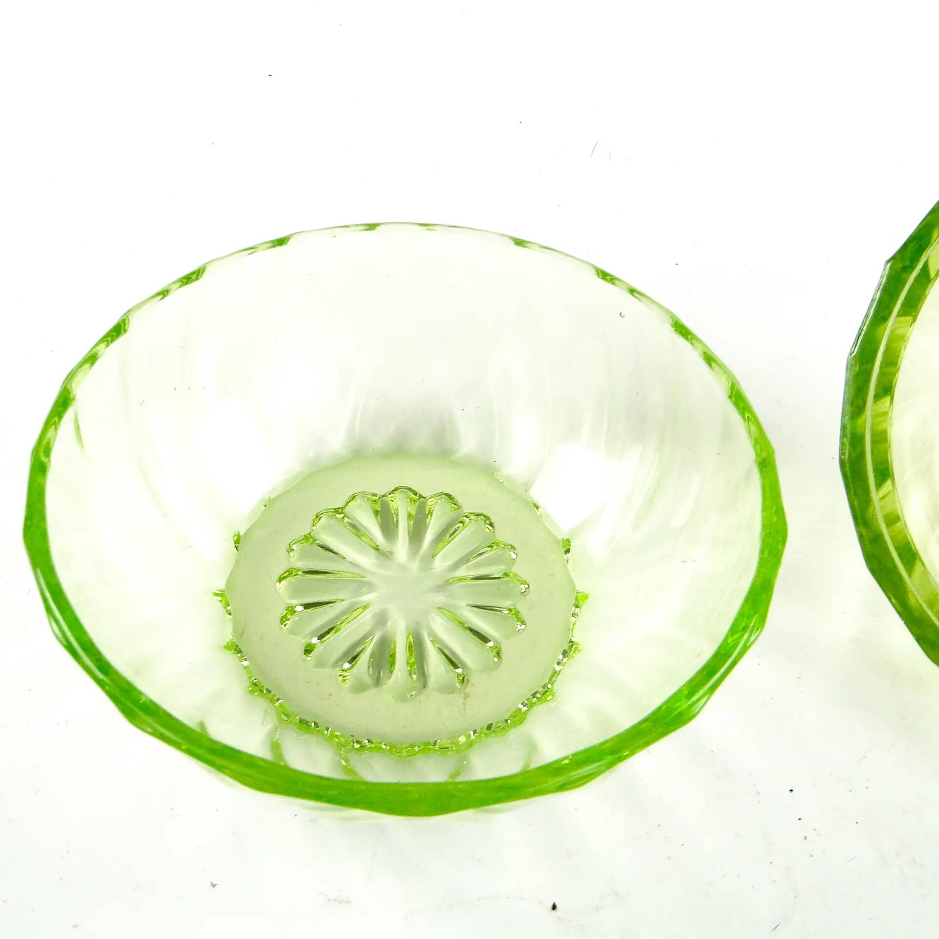 Art Deco bonbonniere with lid, pressed uranium glass, Poland, 1930s