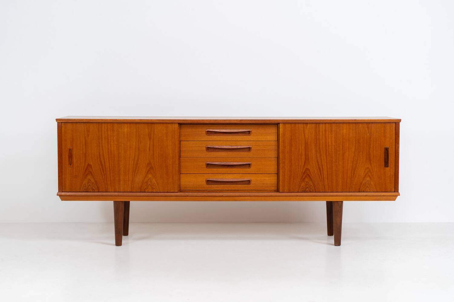 Teak Dinish sideboard, 1960s