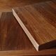 Table de ferme XXL rustique brutaliste "Olavi" en orme teinté NF meubles 12 convives