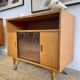 Meuble bar vintage sur roulettes