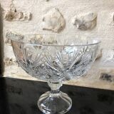 Coupe  en cristal ,fait main,ciselé .