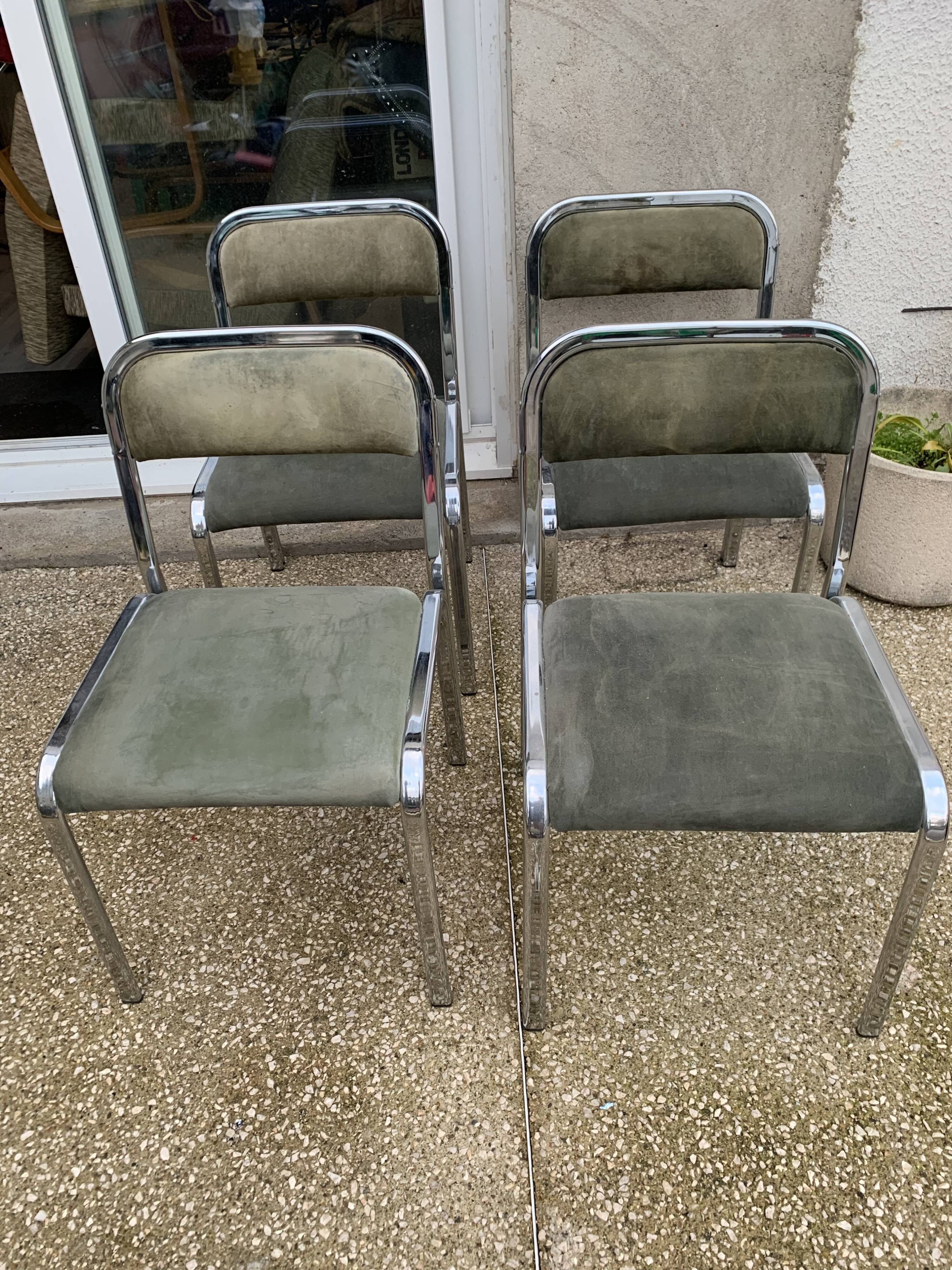 Vintage table, glass top, chrome base + 4 chairs